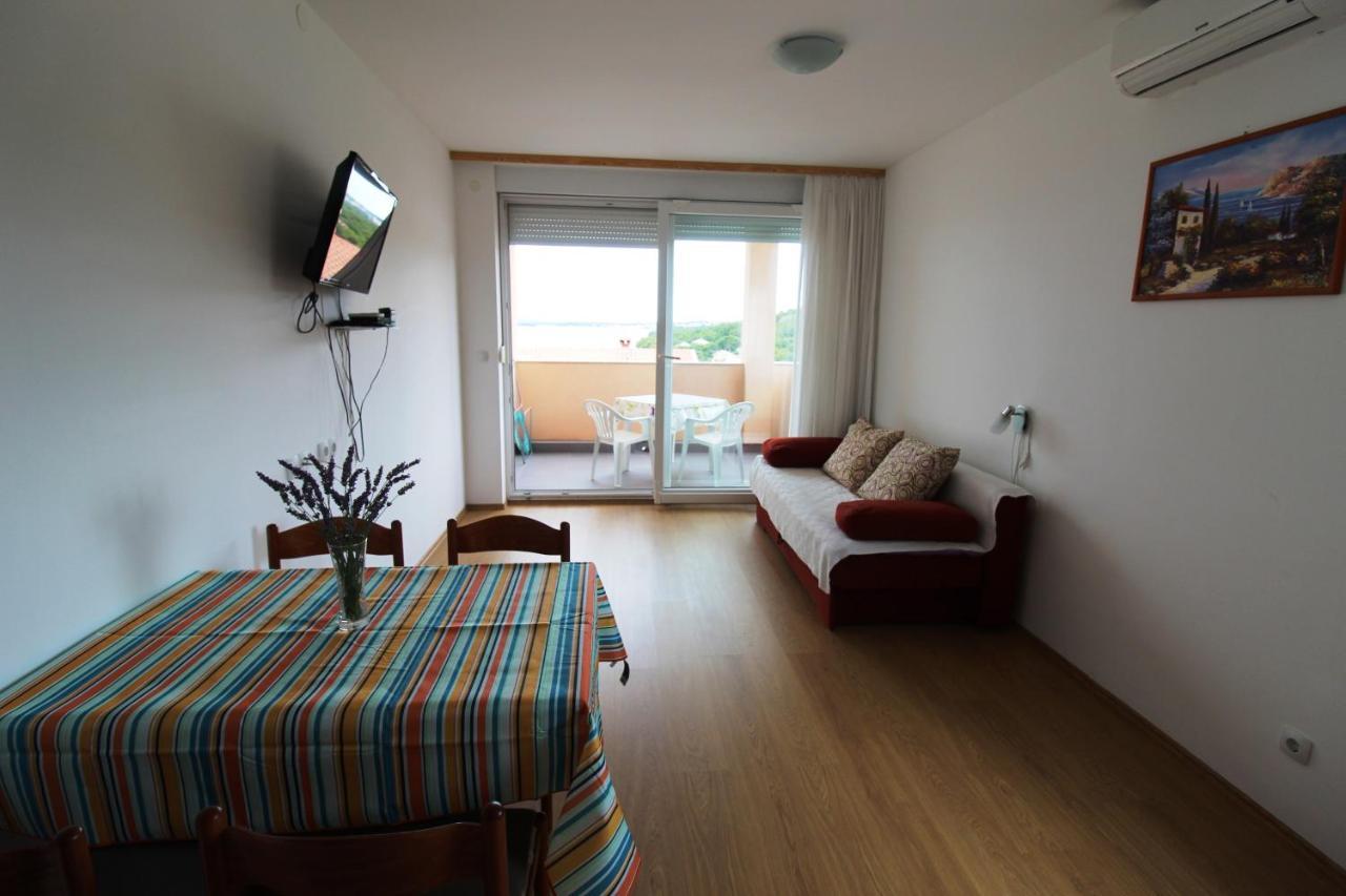 Apartment Sea View Saric Drage Exterior photo