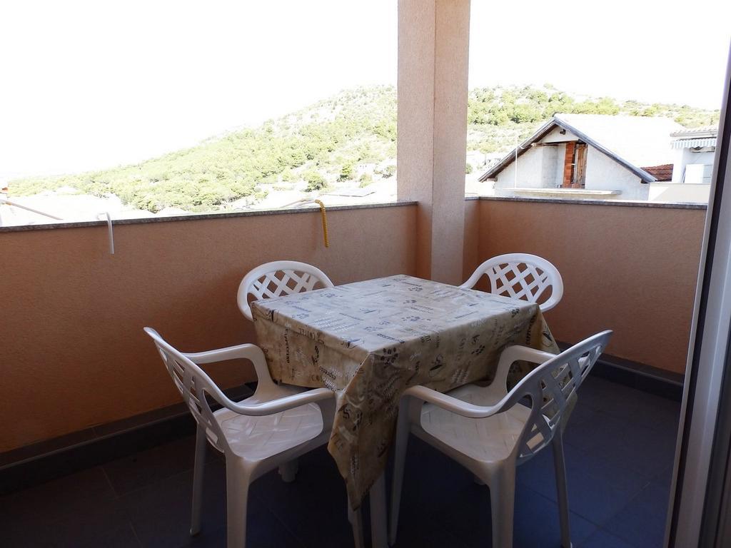 Apartment Sea View Saric Drage Exterior photo